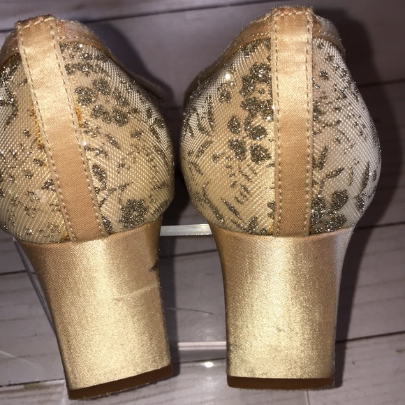 Nina Shoes Gold Lace Shoe 65 Poshmark